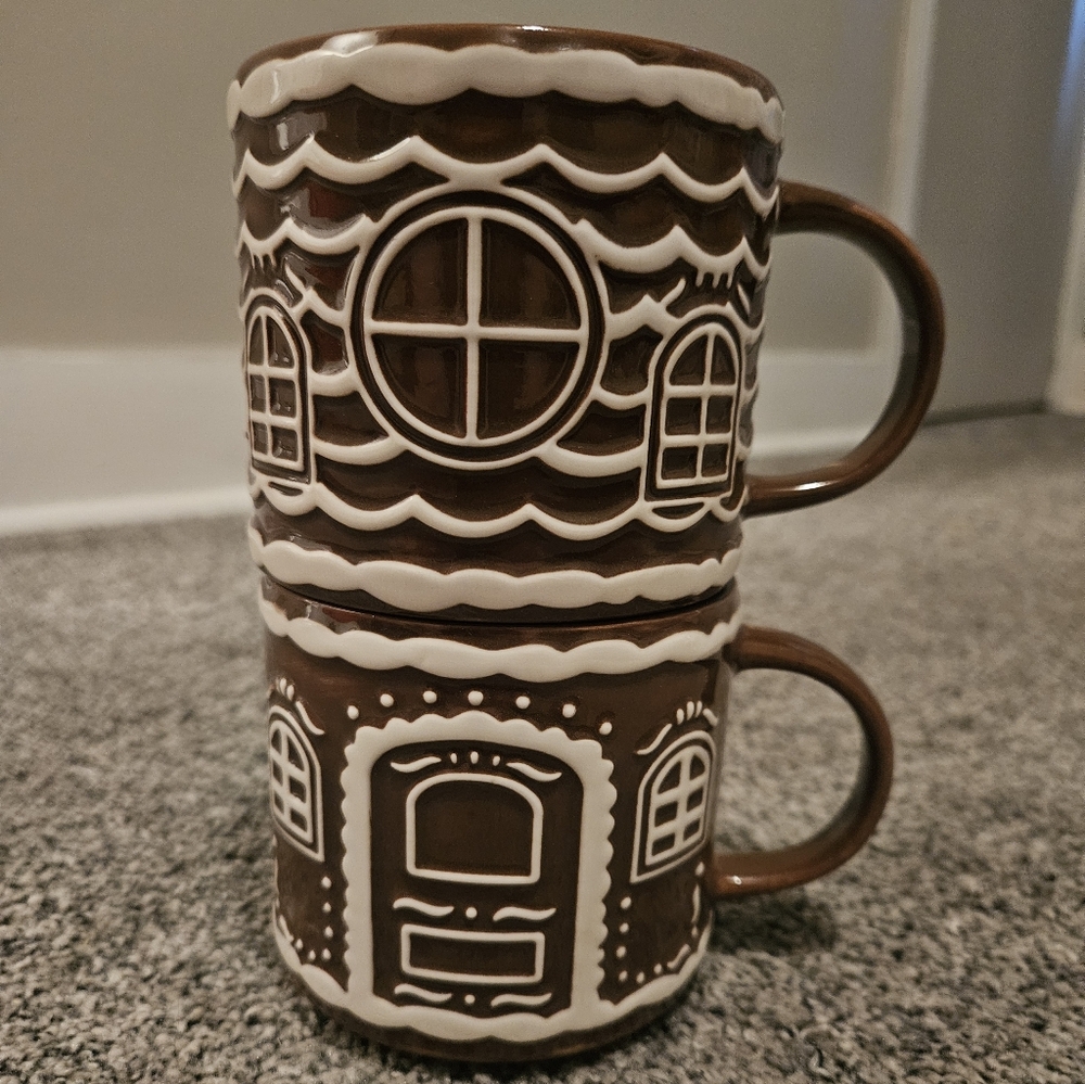 Adorable Gingerbread Houses Stackable Mug Set Brown & White Ceramic